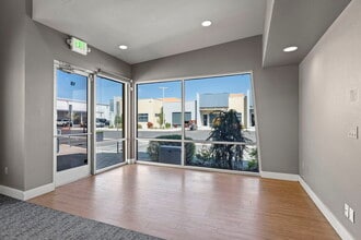 9437 Double Diamond Pky, Reno, NV for lease Interior Photo- Image 1 of 7