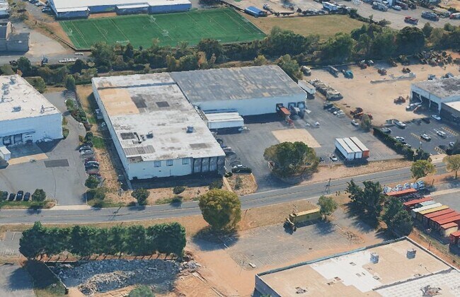 More details for 220 St Nicholas Ave, South Plainfield, NJ - Industrial for Lease