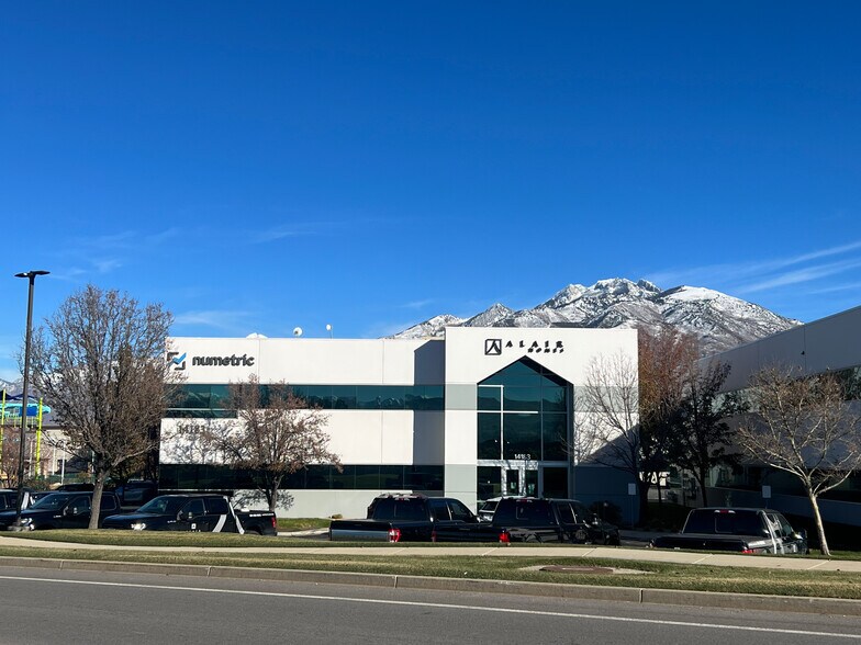 14203 S Minuteman Dr, Draper, UT à louer - Photo du bâtiment - Image 2 de 3