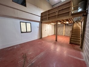 Ripon Rd, Killinghall for lease Interior Photo- Image 1 of 8
