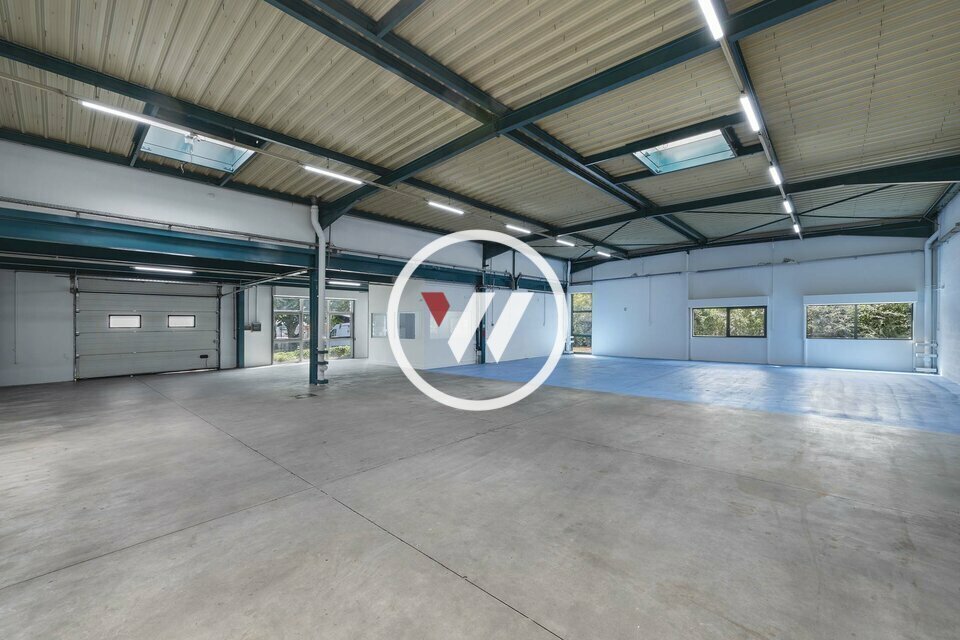 Flex in Tremblay-en-France for lease Interior Photo- Image 1 of 6