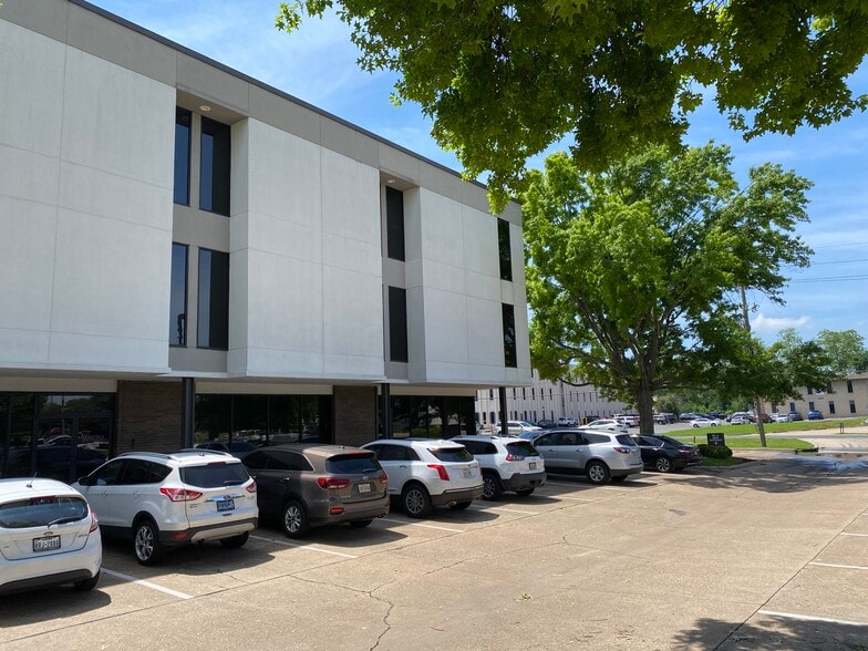 3007 Knight St, Shreveport, LA for lease - Building Photo - Image 1 of 12