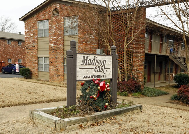 Plus de détails pour 2780 Madison Ave, Memphis, TN - Multi-résidentiel à vendre
