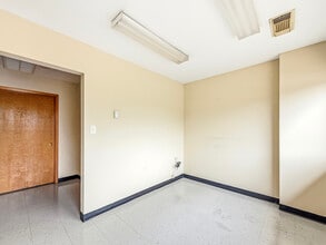 700 61st St, Tuscaloosa, AL for lease Interior Photo- Image 2 of 5