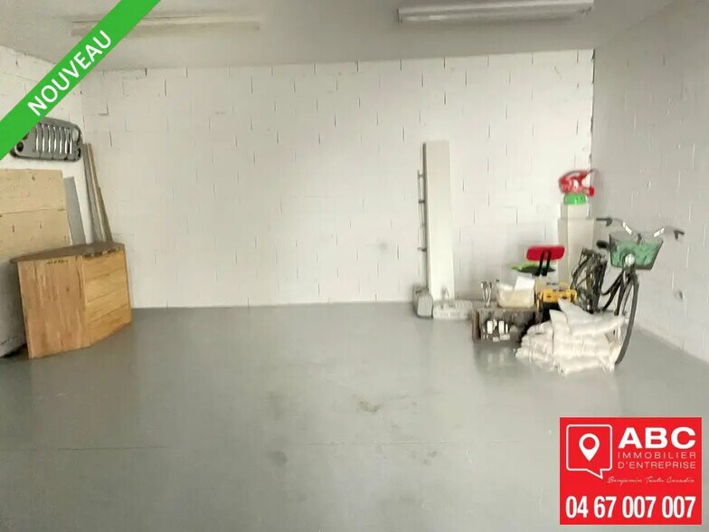 Flex in Mauguio for lease - Interior Photo - Image 1 of 4