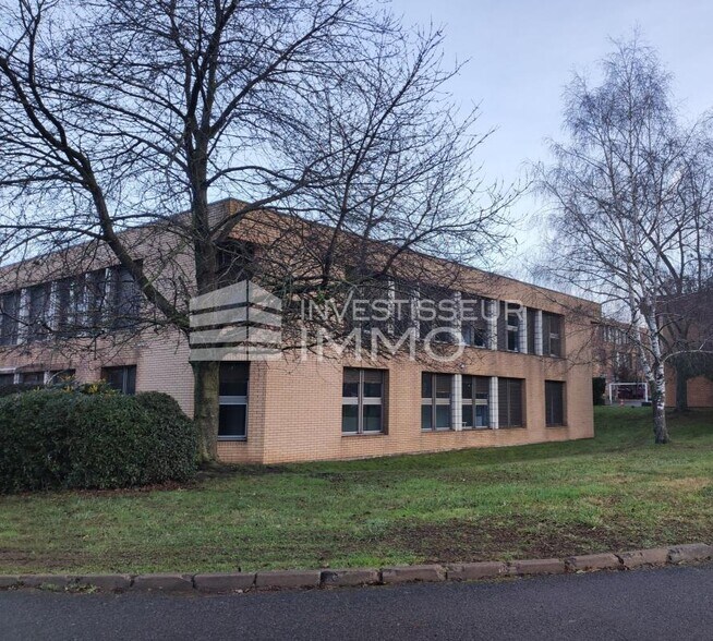 Bureau dans Torcy à vendre - Photo du bâtiment - Image 1 de 20