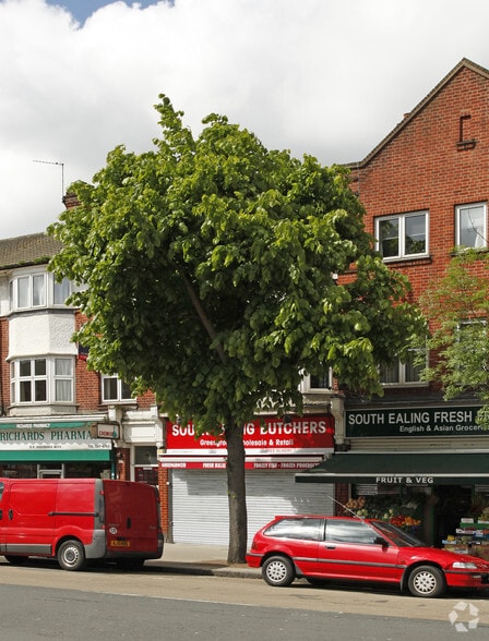 110 South Ealing Rd, London for lease - Building Photo - Image 2 of 2