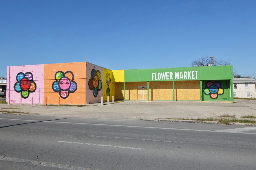 1811 W Commerce St, San Antonio, TX for lease - Primary Photo - Image 1 of 2