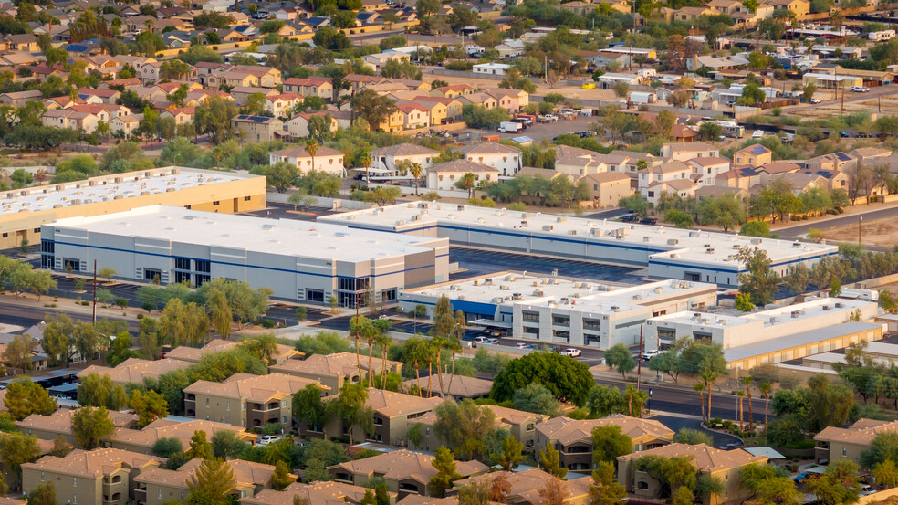 2844 W Deer Valley Rd, Phoenix, AZ for sale - Building Photo - Image 3 of 14