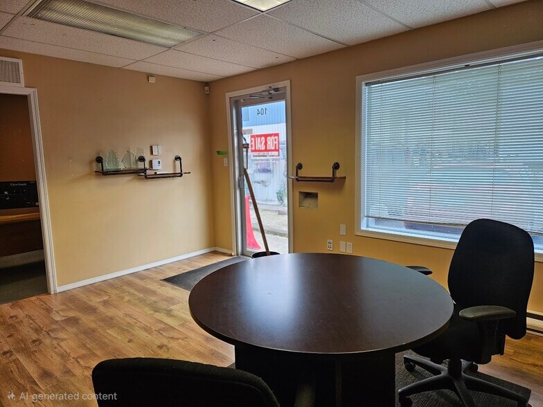 425 Stanford Av E, Parksville, BC à vendre - Photo du bâtiment - Image 2 de 13