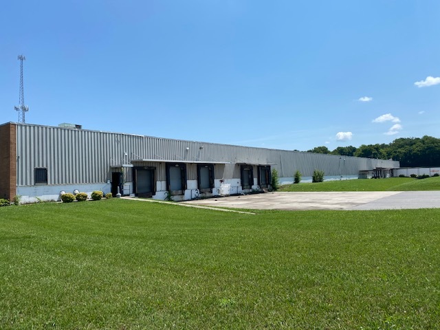 1600 Wilson Pkwy, Fayetteville, TN for sale Primary Photo- Image 1 of 1