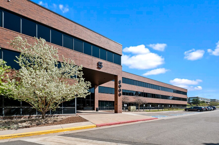 8000 E Maplewood Ave, Greenwood Village, CO for lease - Building Photo - Image 1 of 11