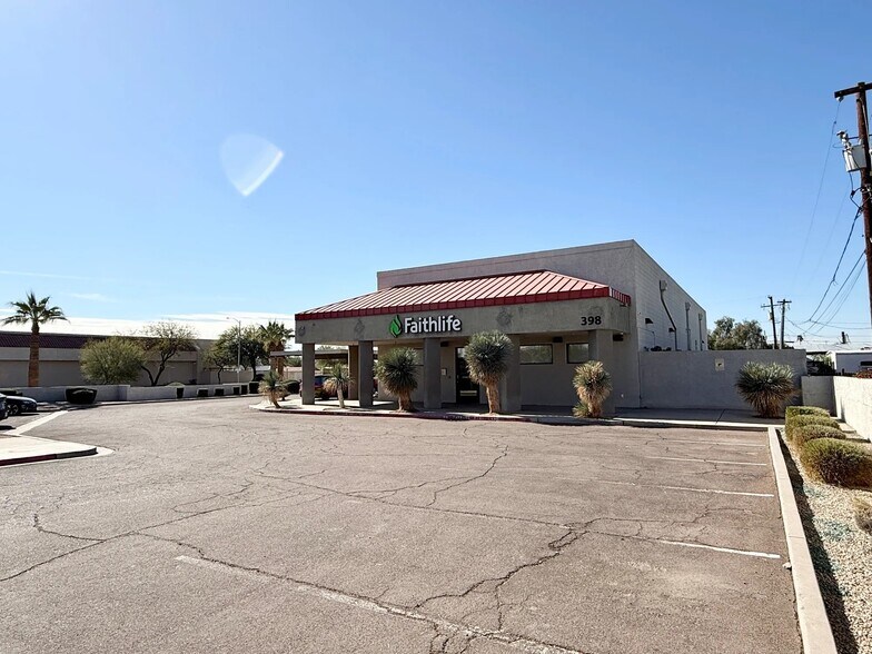 398 S Arizona Ave, Chandler, AZ à louer - Photo du bâtiment - Image 3 de 21