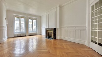 Plus de détails pour 4 Rue Saint-Florentin, Paris - Bureau à louer