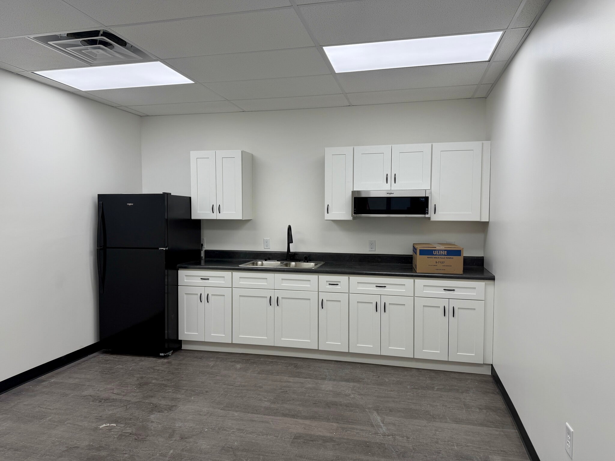 2909 E Oakland Ave, Johnson City, TN à louer Photo intérieure- Image 1 de 8