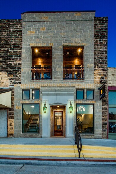 1024 Halsell St, Bridgeport, TX à vendre - Photo du bâtiment - Image 2 de 21