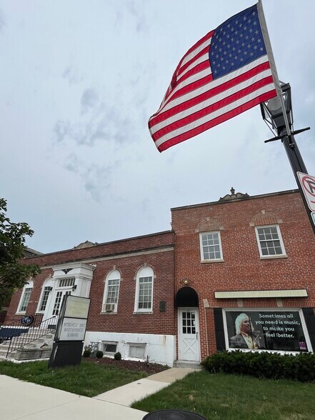 500-510 Pennsylvania Ave, Glen Ellyn, IL à vendre - Photo du bâtiment - Image 3 de 5