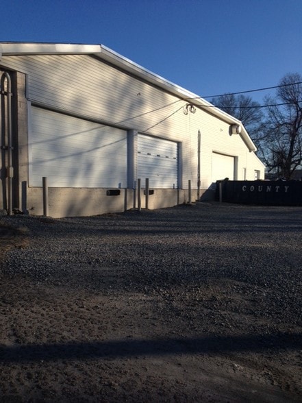 1117 Tyler St, Fredericksburg, VA for lease - Building Photo - Image 3 of 3