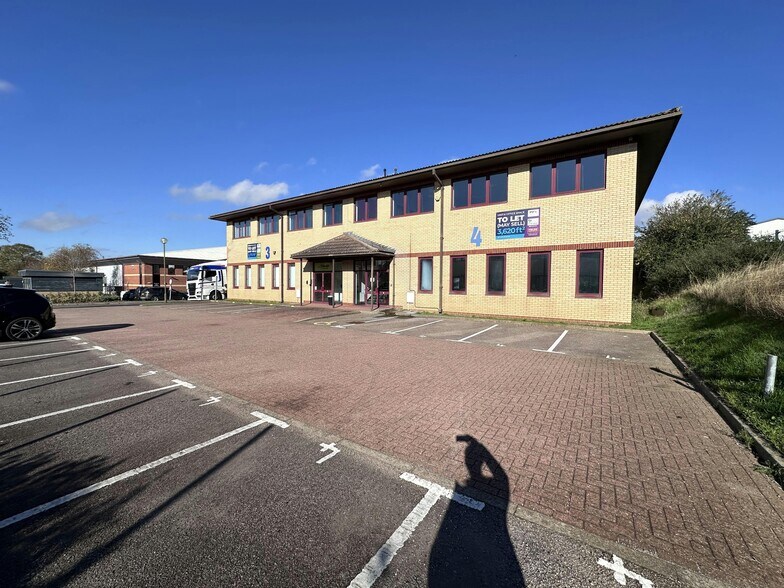 Wenman Rd, Thame à louer - Photo du bâtiment - Image 3 de 32