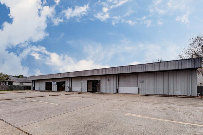 Plus de détails pour 20530 Sunshine Ln, Spring, TX - Industriel à vendre