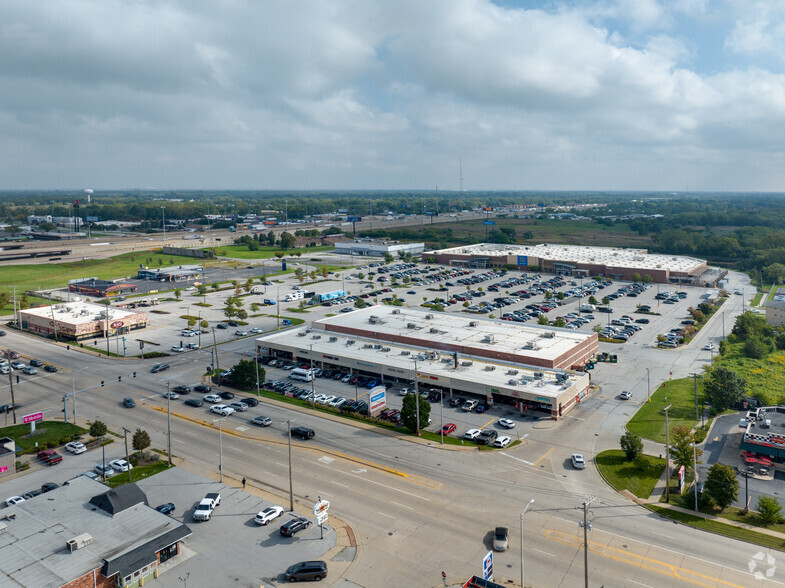 17643-17675 S Torrence Ave, Lansing, IL for sale - Building Photo - Image 1 of 1