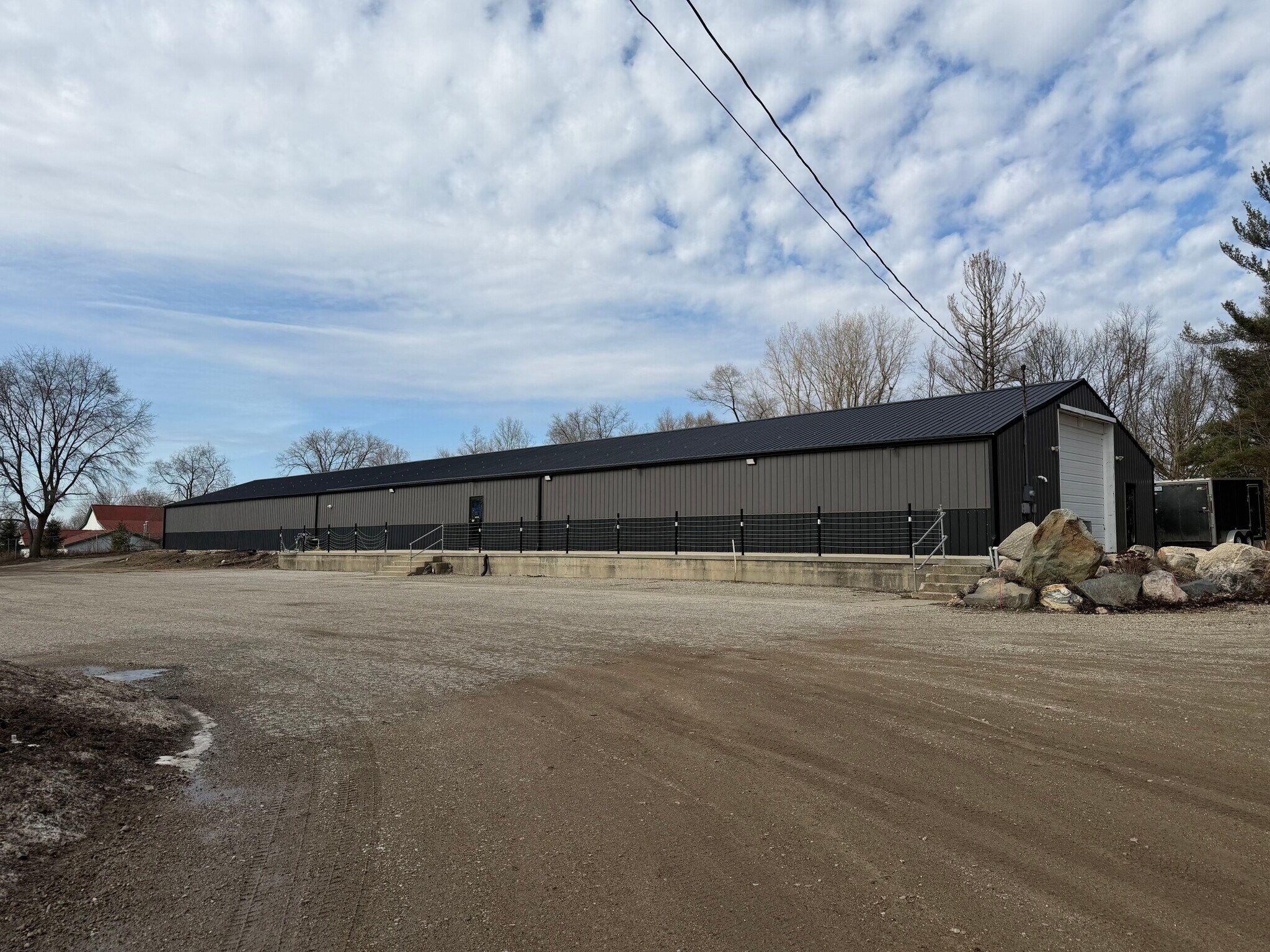 8325-8327 Belding Rd NE, Rockford, MI for lease Primary Photo- Image 1 of 12