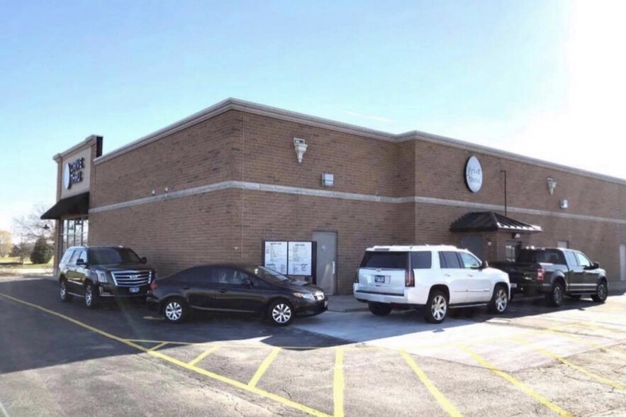 265 Peace Rd, Sycamore, IL for lease - Building Photo - Image 1 of 7