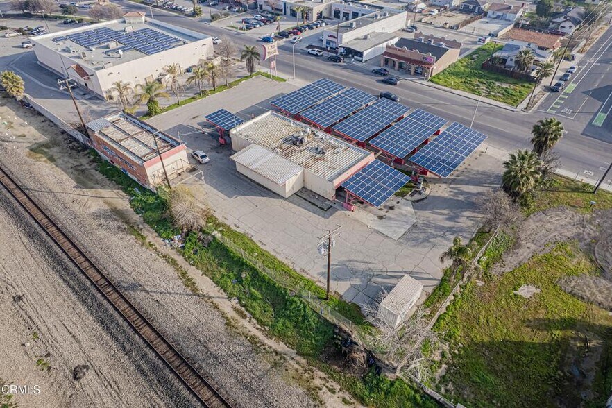 1407 High St, Delano, CA à vendre - Aérien - Image 2 de 6
