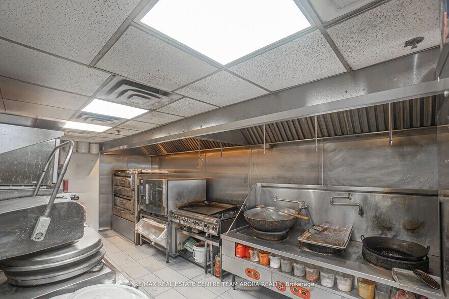 2980 Drew Rd, Mississauga, ON à louer - Photo intérieure - Image 3 de 13