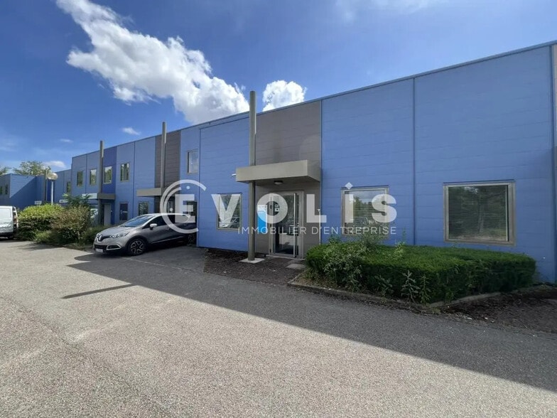 Bureau dans Blyes à louer - Photo du bâtiment - Image 1 de 22