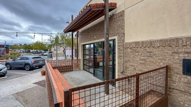 145 W Sunset Rd, El Paso, TX for lease Building Photo- Image 2 of 24