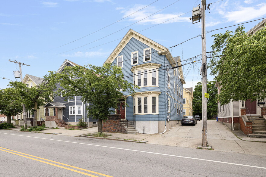 54 Barton St, Providence, RI for sale - Primary Photo - Image 1 of 22