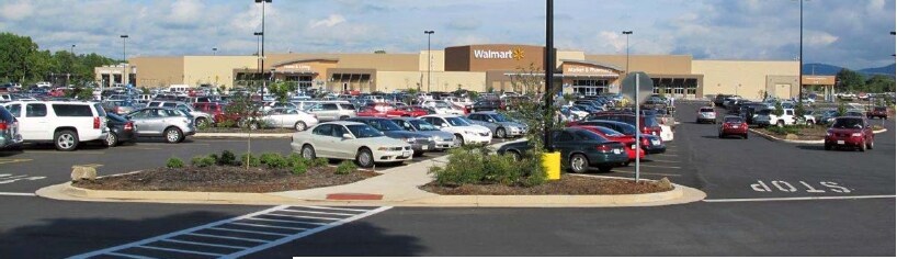 3227 Old Forest Rd, Lynchburg, VA à louer - Photo du bâtiment - Image 2 de 2