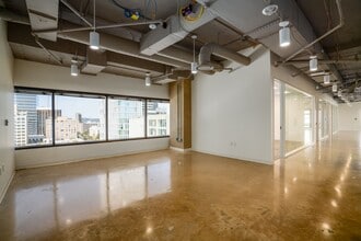 701 Brazos St, Austin, TX for lease Interior Photo- Image 1 of 3