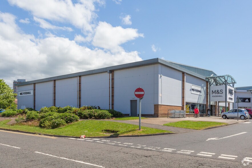 Riverway, Irvine for lease - Building Photo - Image 3 of 5