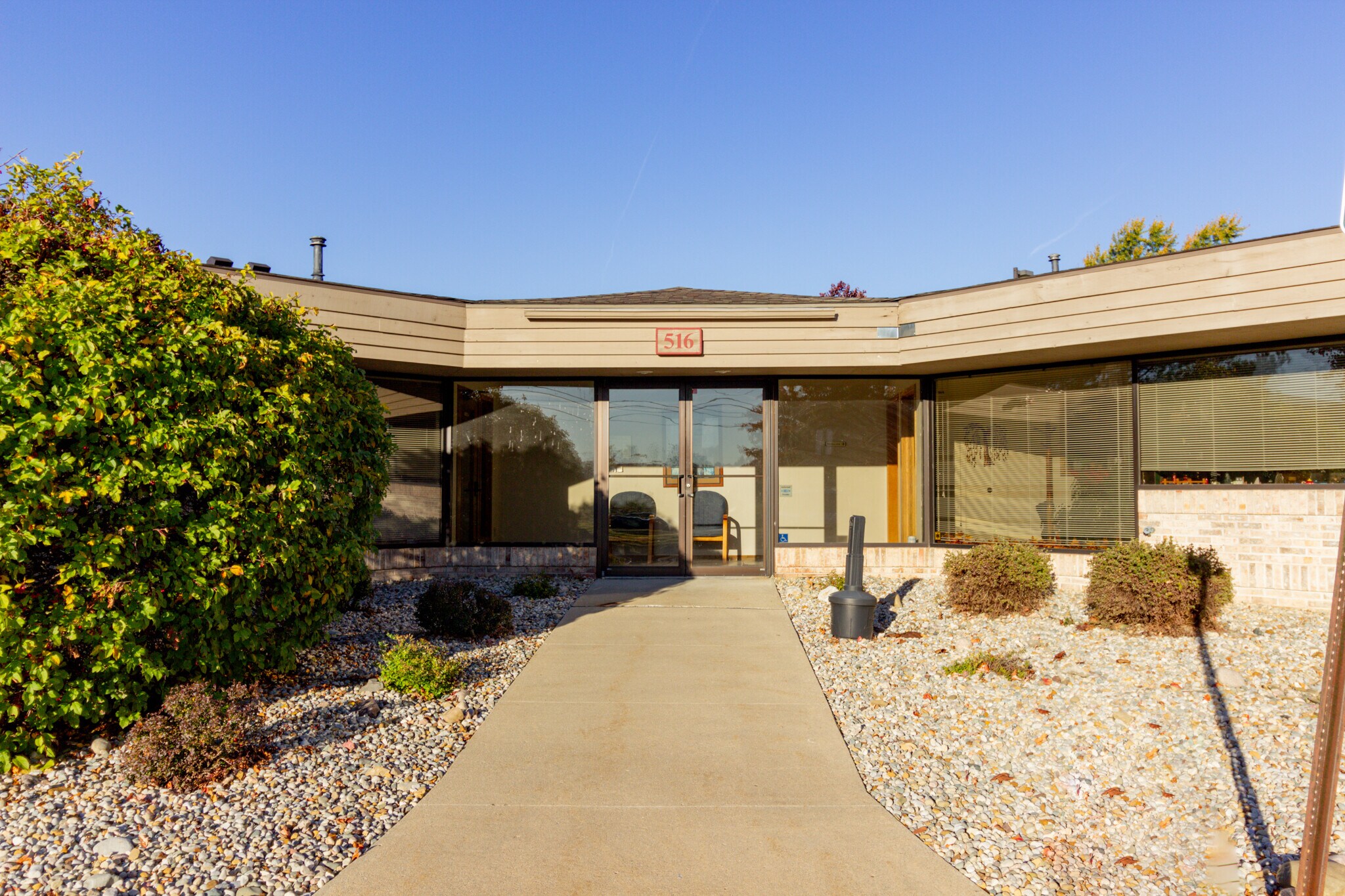 516 S Creyts Rd, Lansing, MI for lease Primary Photo- Image 1 of 4