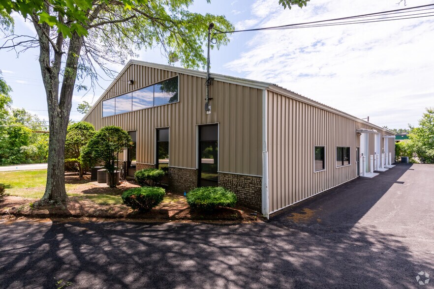 5 Congress St, Nashua, NH à louer - Photo du bâtiment - Image 3 de 14