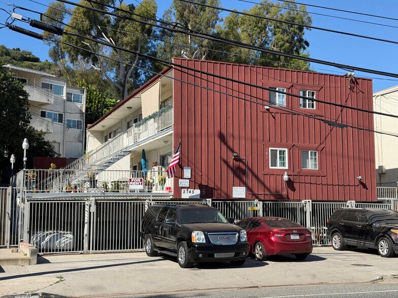 2745 S Fremont Ave, Alhambra, CA à vendre - Photo du bâtiment - Image 3 de 30