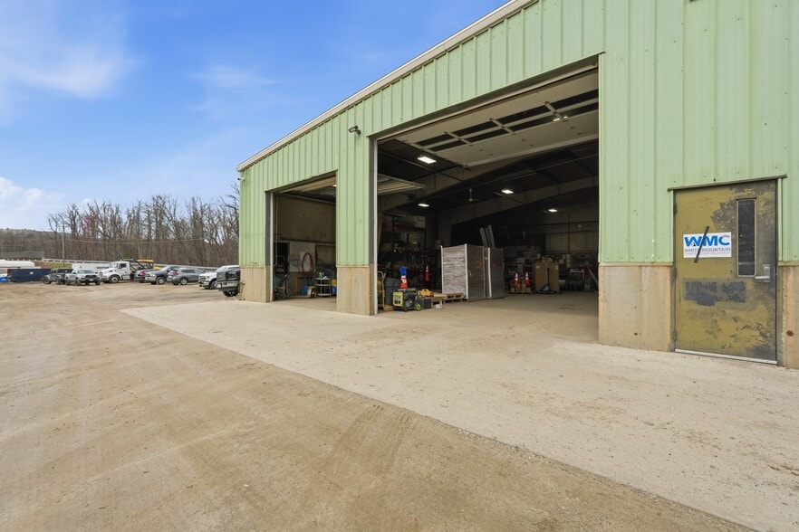 327 West St, West Hatfield, MA for lease - Building Photo - Image 3 of 10