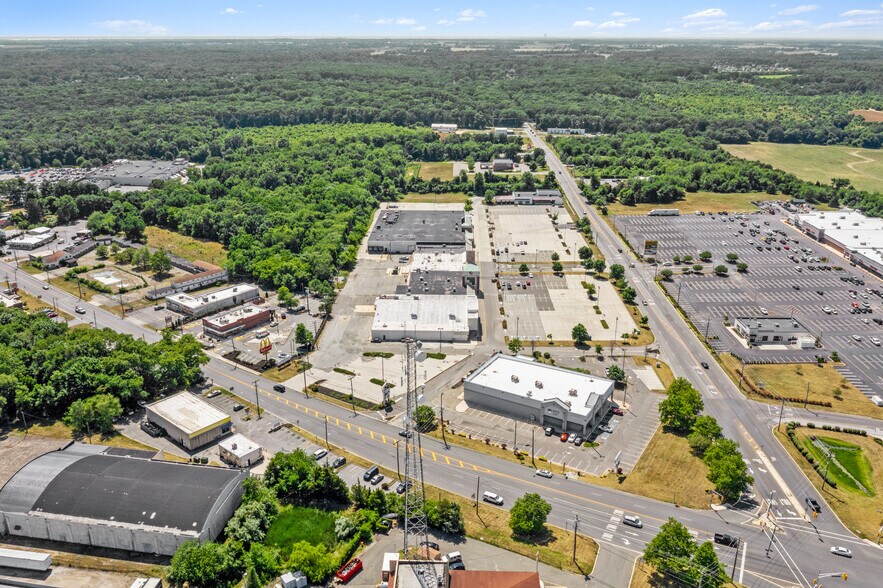 15 Cornwell Dr, Bridgeton, NJ à louer - Photo du bâtiment - Image 2 de 46