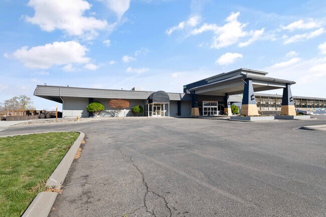 Plus de détails pour 50 Comstock St, Richland, WA - Commerce de détail à louer