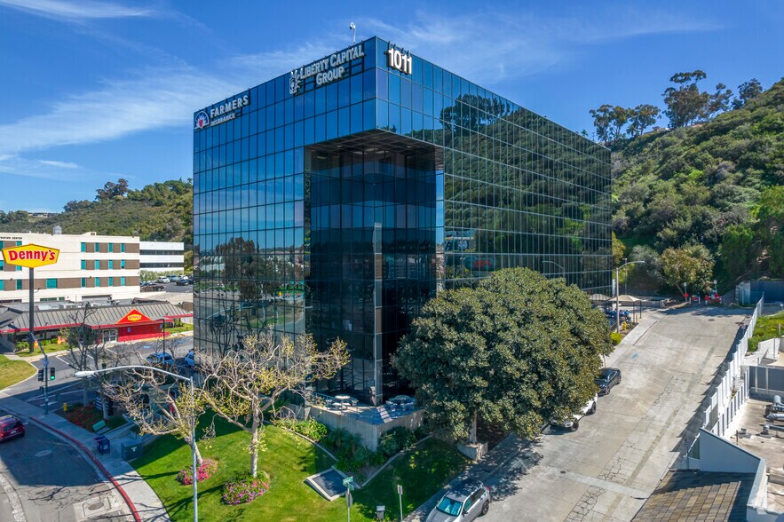 1011 Camino del Rio S, San Diego, CA à louer - Photo du bâtiment - Image 2 de 8