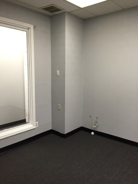 1980-1982 Springfield Ave, Maplewood, NJ for lease - Interior Photo - Image 3 of 15
