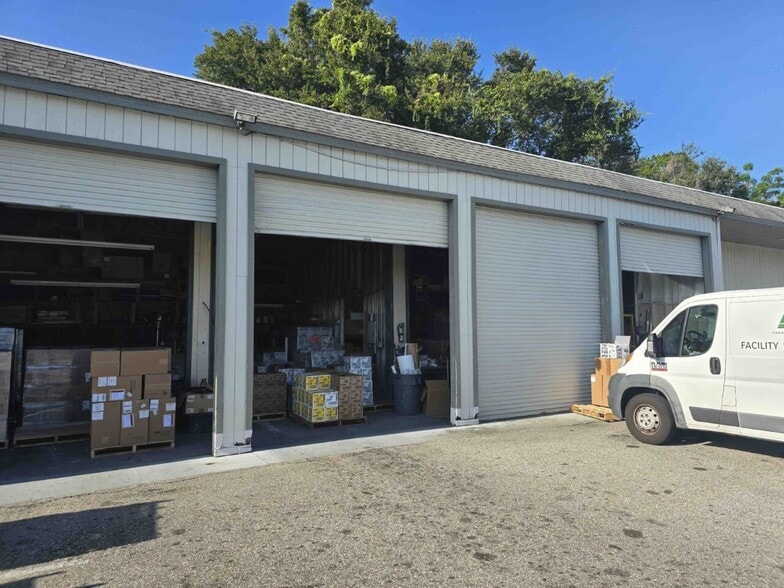 801 Marshall Farms Rd, Ocoee, FL for sale - Building Photo - Image 3 of 12