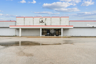 1-14 W Reynolds St, Pontiac, IL for lease Building Photo- Image 1 of 13