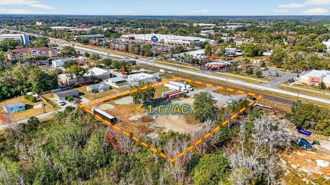 576 E International Speedway Blvd, Deland, FL for sale Primary Photo- Image 1 of 4