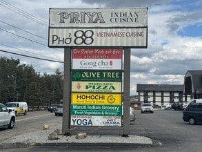 1270 Westford St, Lowell, MA à louer Photo du bâtiment- Image 2 de 2