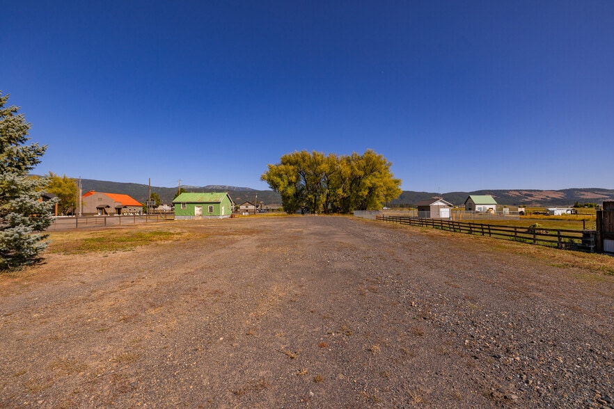 505 Virginia St, New Meadows, ID for sale - Building Photo - Image 2 of 11