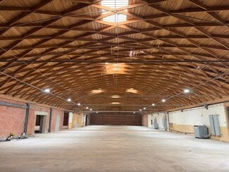 More details for 8001 Beach St, Los Angeles, CA - Industrial for Lease