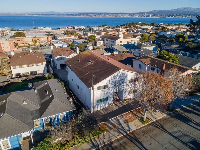 674 Laine St, Monterey, CA for sale - Primary Photo - Image 1 of 8